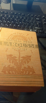 Nouveau Petit Larousse