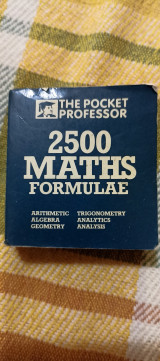 The Pocket Professor /2500 Maths Formulae