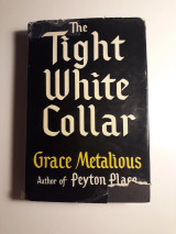 The tight white collar