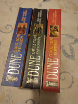 Dune.(Η Τριλογία τών Οίκων) 1.Ο Οίκος των Ατρειδών 2.Ο Οίκος των Χαρκοννεν 3.Ο Οίκος των Κορρινο.
